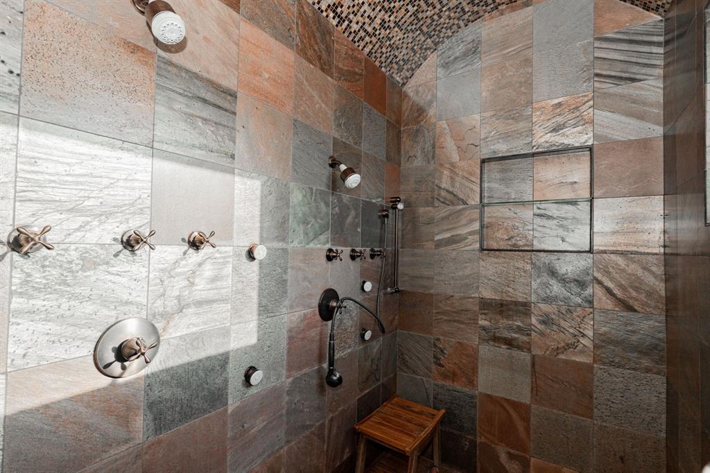 Royal Estates - Residential