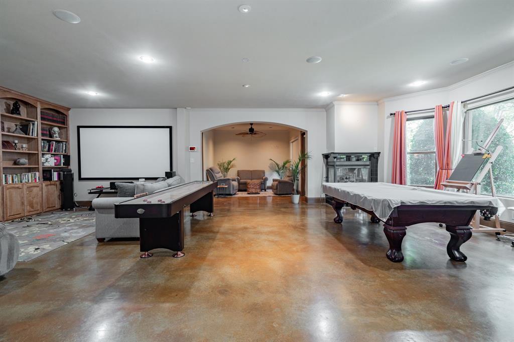 Royal Estates - Residential