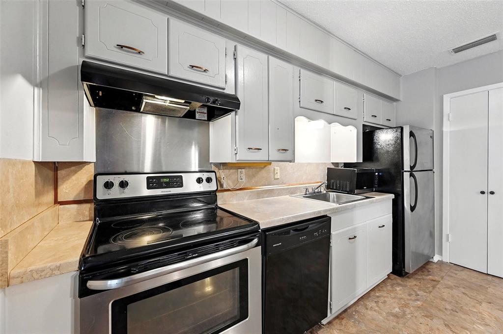 804 Live Oak Street