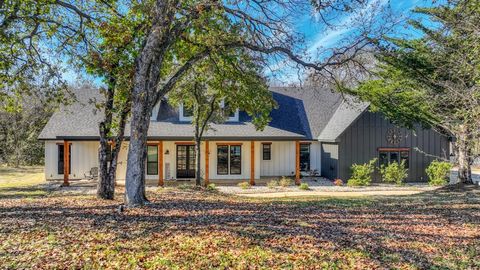 374 Glade Valley Road Azle TX 76020