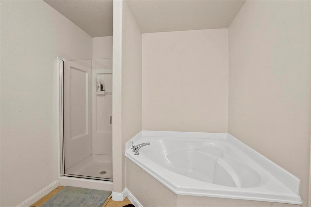 Chisholm Spgs - Residential