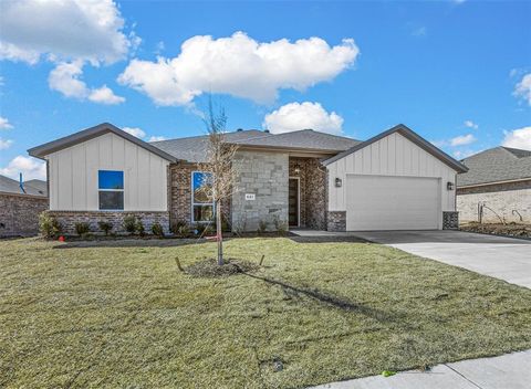 641 Mooney Drive Saginaw TX 76179