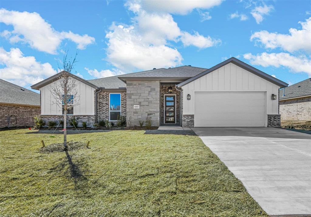 641 Mooney Drive