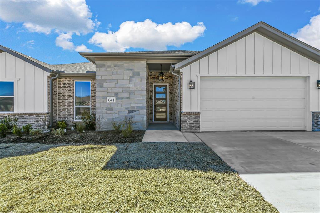 641 Mooney Drive