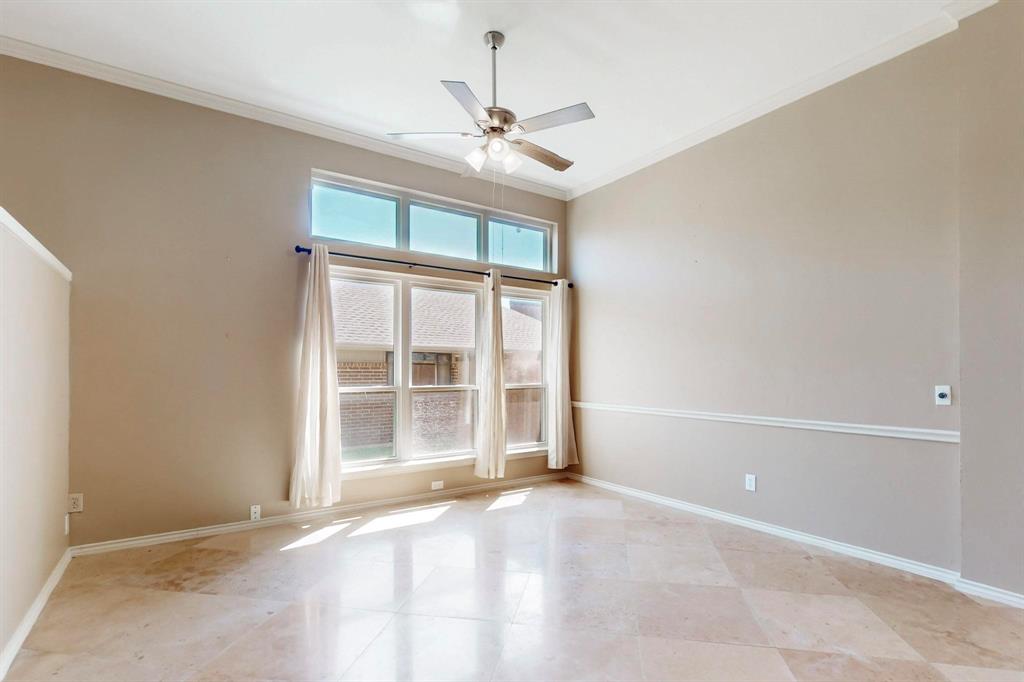 622 Meadowcrest Drive