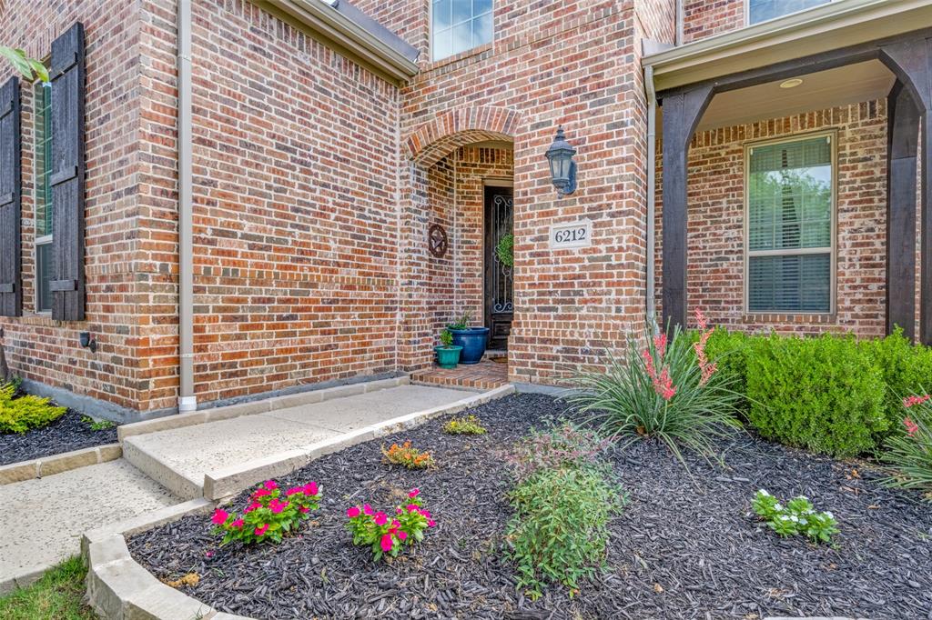 6212 Savannah Oak Trail