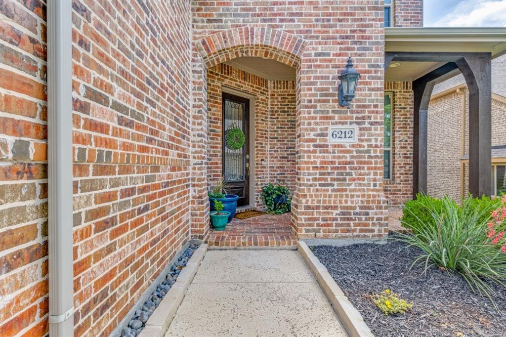 6212 Savannah Oak Trail