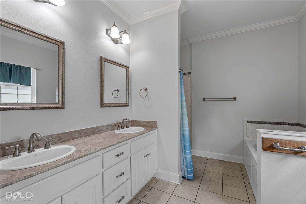 Stonewall, Louisiana 71078, United States, 4 Bedrooms Bedrooms, ,3 BathroomsBathrooms,Residential,Active,195271