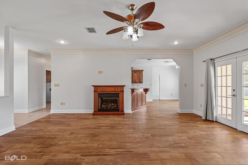 Stonewall, Louisiana 71078, United States, 4 Bedrooms Bedrooms, ,3 BathroomsBathrooms,Residential,Active,195271