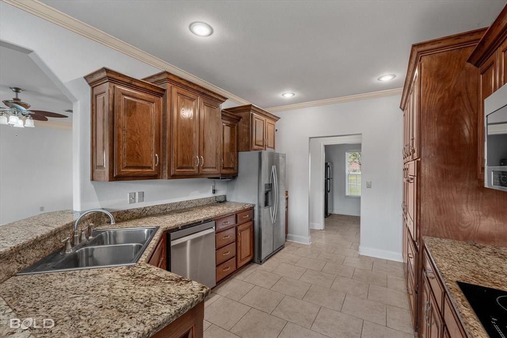 Stonewall, Louisiana 71078, United States, 4 Bedrooms Bedrooms, ,3 BathroomsBathrooms,Residential,Active,195271