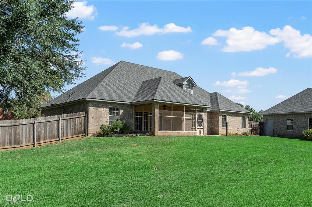 Stonewall, Louisiana 71078, United States, 4 Bedrooms Bedrooms, ,3 BathroomsBathrooms,Residential,Active,195271