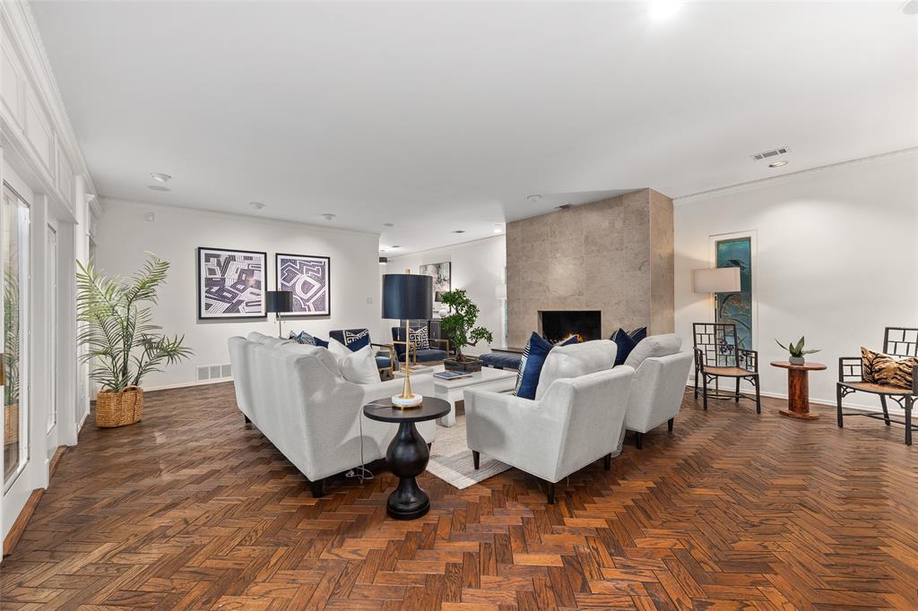 Chamberlain Arlington Heights 1st - Residential