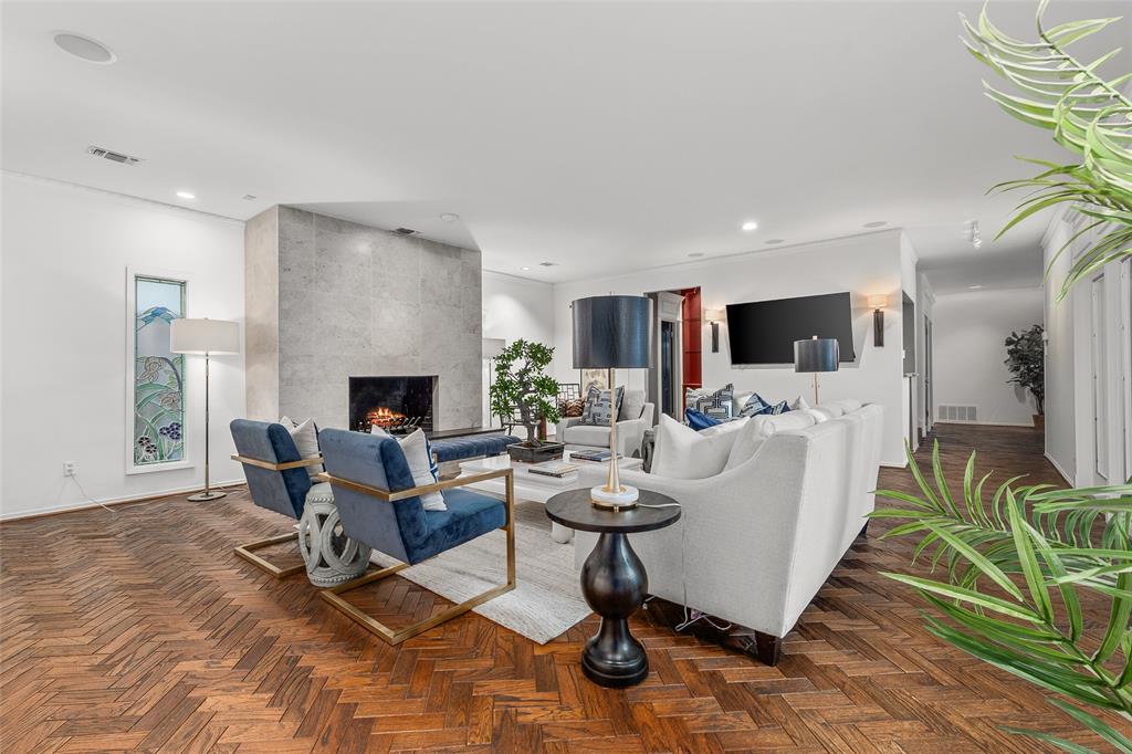 Chamberlain Arlington Heights 1st - Residential