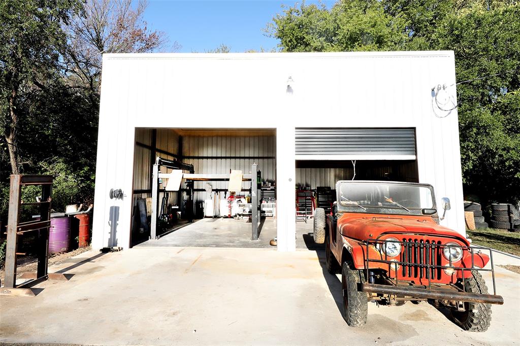 1203 US HWY 81