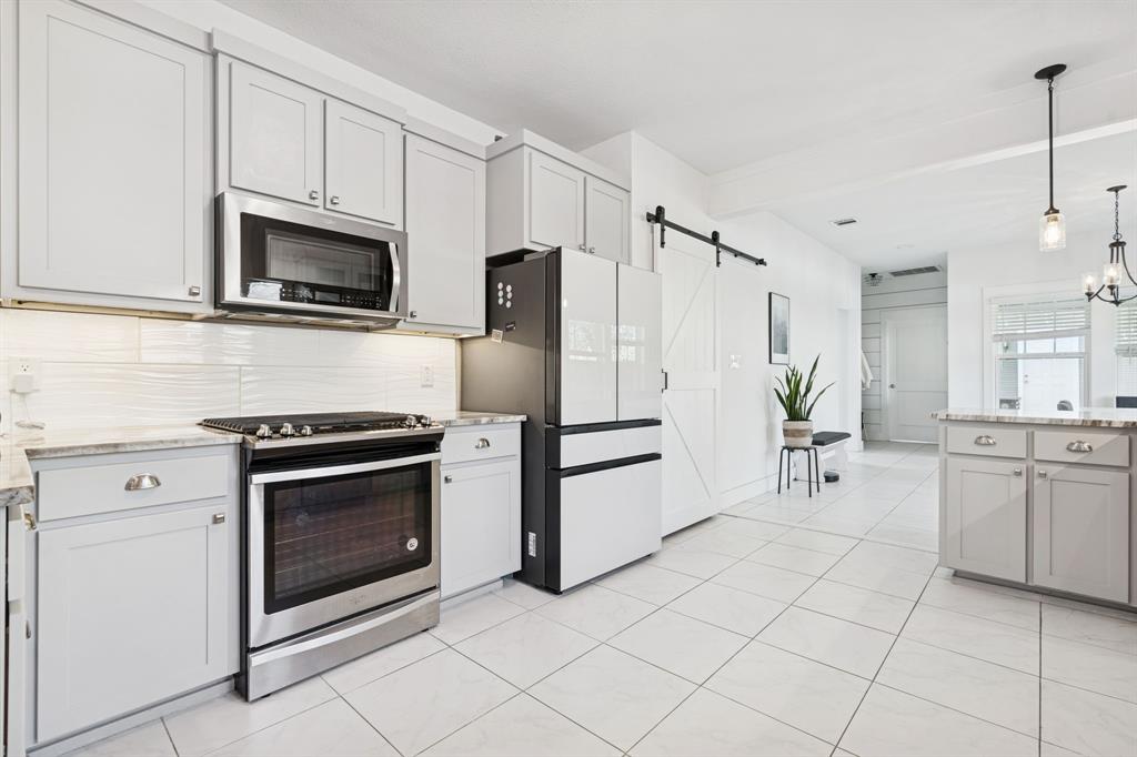 South Hemphill Heights Add - Residential