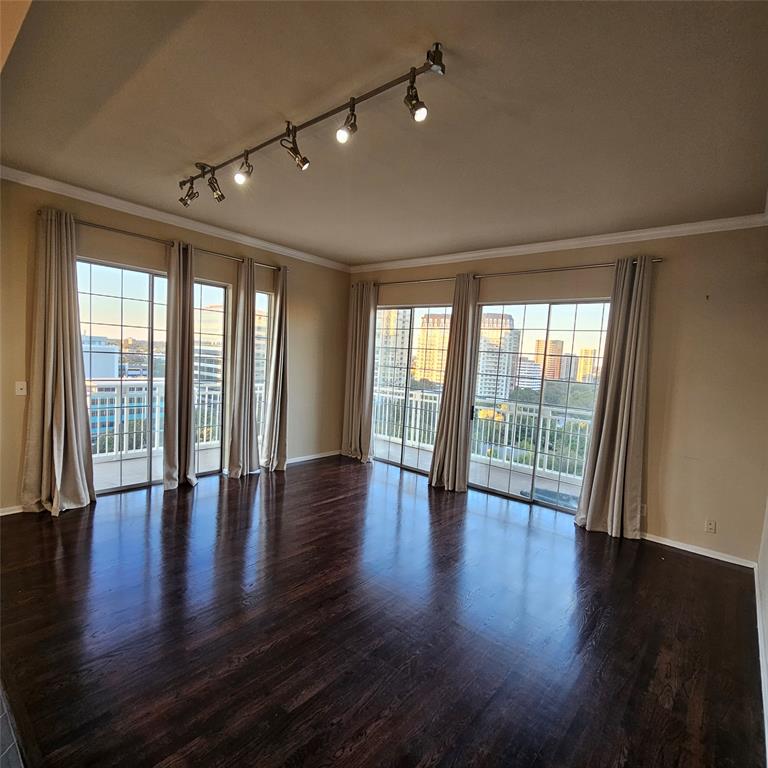 Renaissance On Turtle Creek Condo - Residential Lease