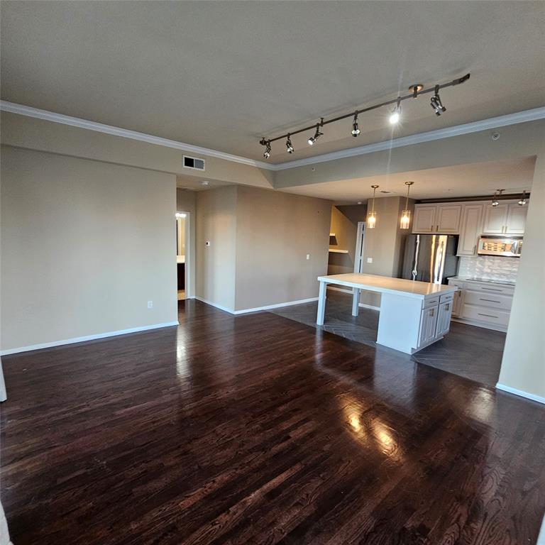 Renaissance On Turtle Creek Condo - Residential Lease