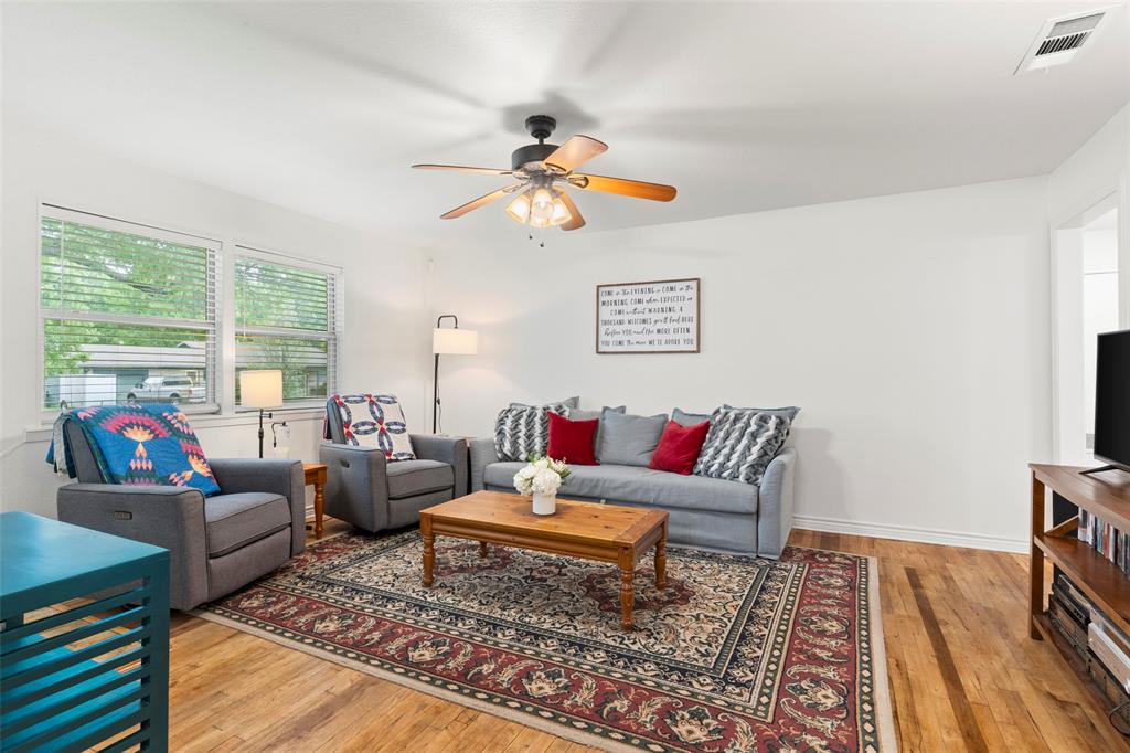 807 Elizabeth Boulevard