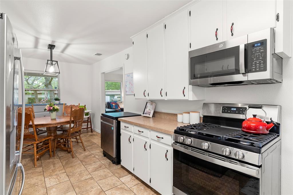 Meadow Heights - Residential