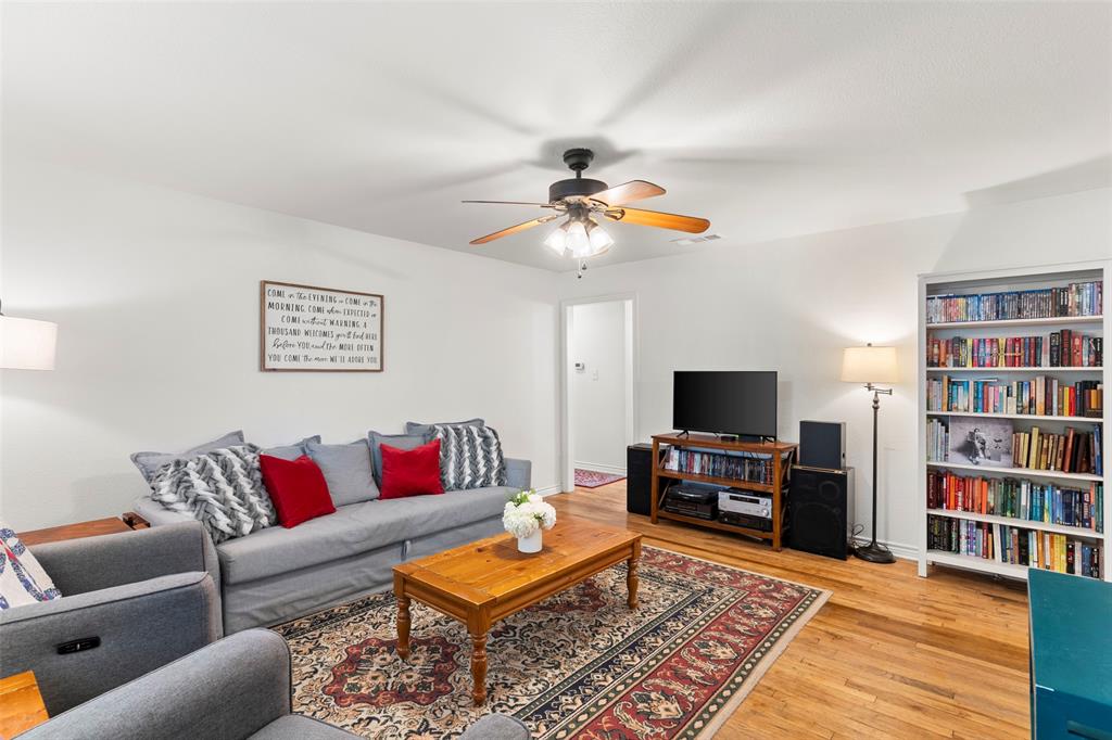 807 Elizabeth Boulevard