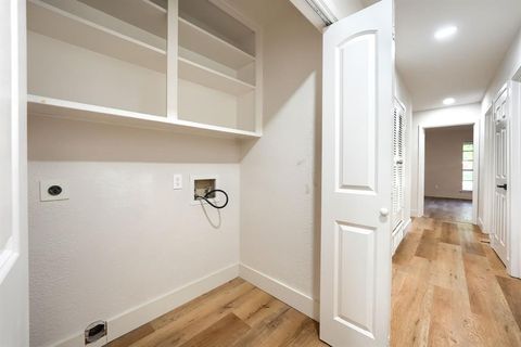 Tiny photo for 4049 Alicante Avenue, Fort Worth, TX 76133 (MLS # 21298676)