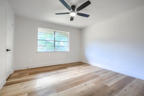 Tiny photo for 4049 Alicante Avenue, Fort Worth, TX 76133 (MLS # 21298676)