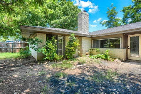 Tiny photo for 4049 Alicante Avenue, Fort Worth, TX 76133 (MLS # 21298676)