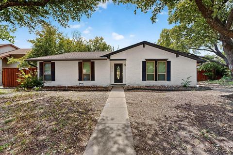 Photo of 3222 Shield Ln LN, Garland, TX 75044 (MLS # 21280504)