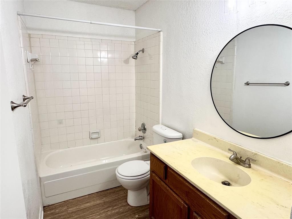 MEADOWS ADDITION, THE-FT WORTH - Residential Lease