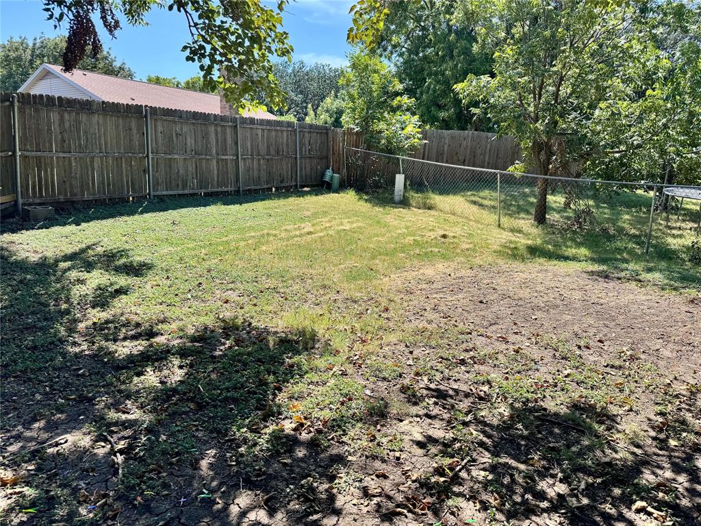 MEADOWS ADDITION, THE-FT WORTH - Residential Lease