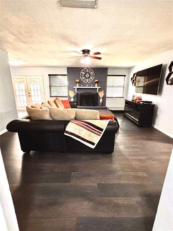 1806 Timberline Drive