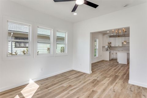 Tiny photo for 943 E Richmond Avenue, Fort Worth, TX 76104 (MLS # 21209094)