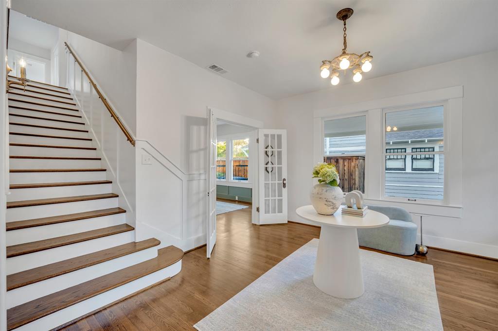 Munger Place - Residential