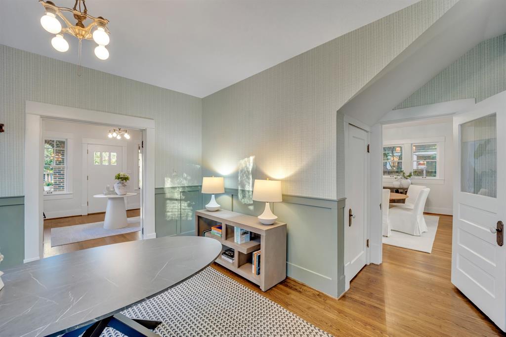 Munger Place - Residential