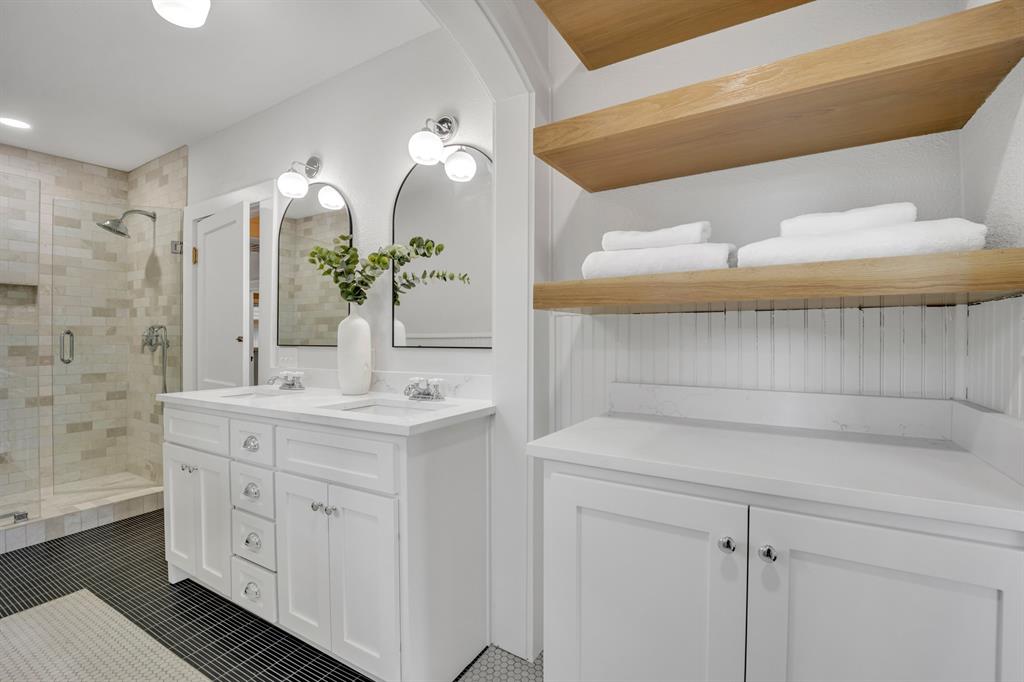 Munger Place - Residential