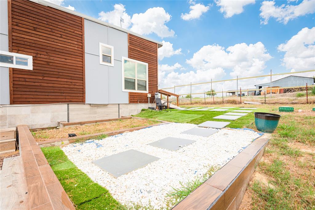 F De La Pina Surv Abs #689 - Residential