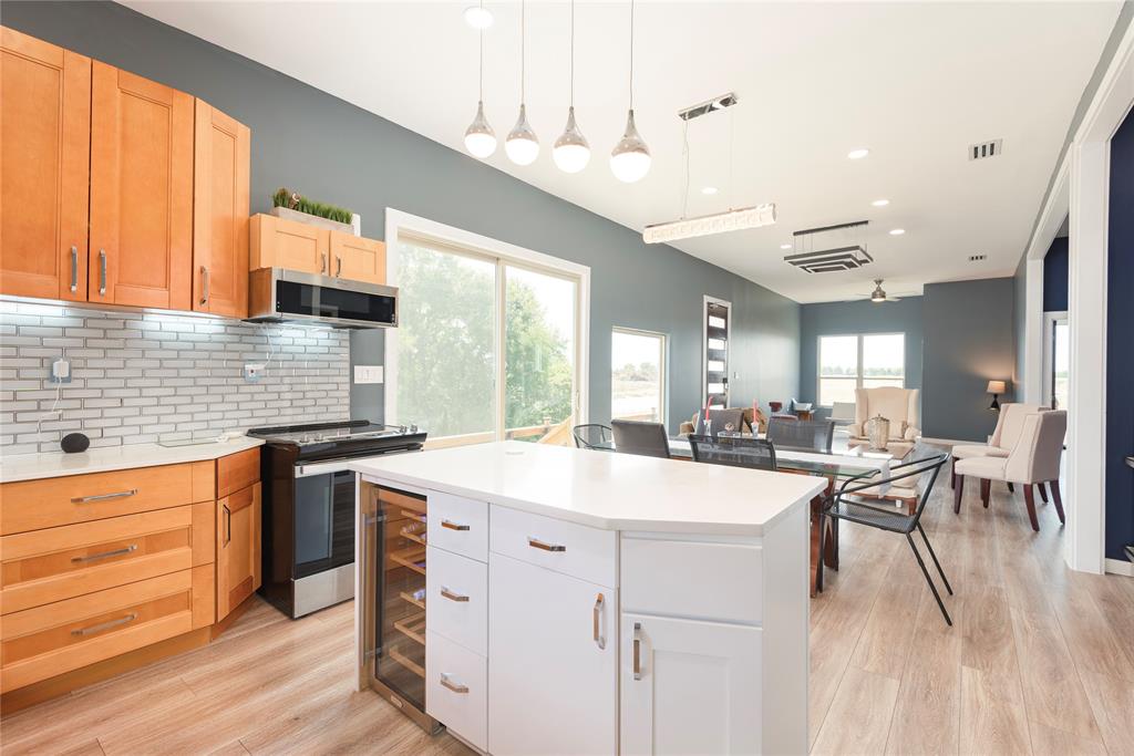 F De La Pina Surv Abs #689 - Residential