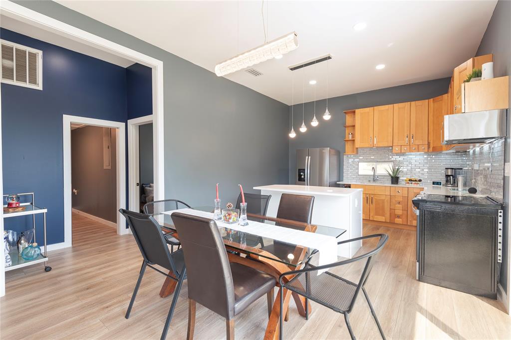 F De La Pina Surv Abs #689 - Residential