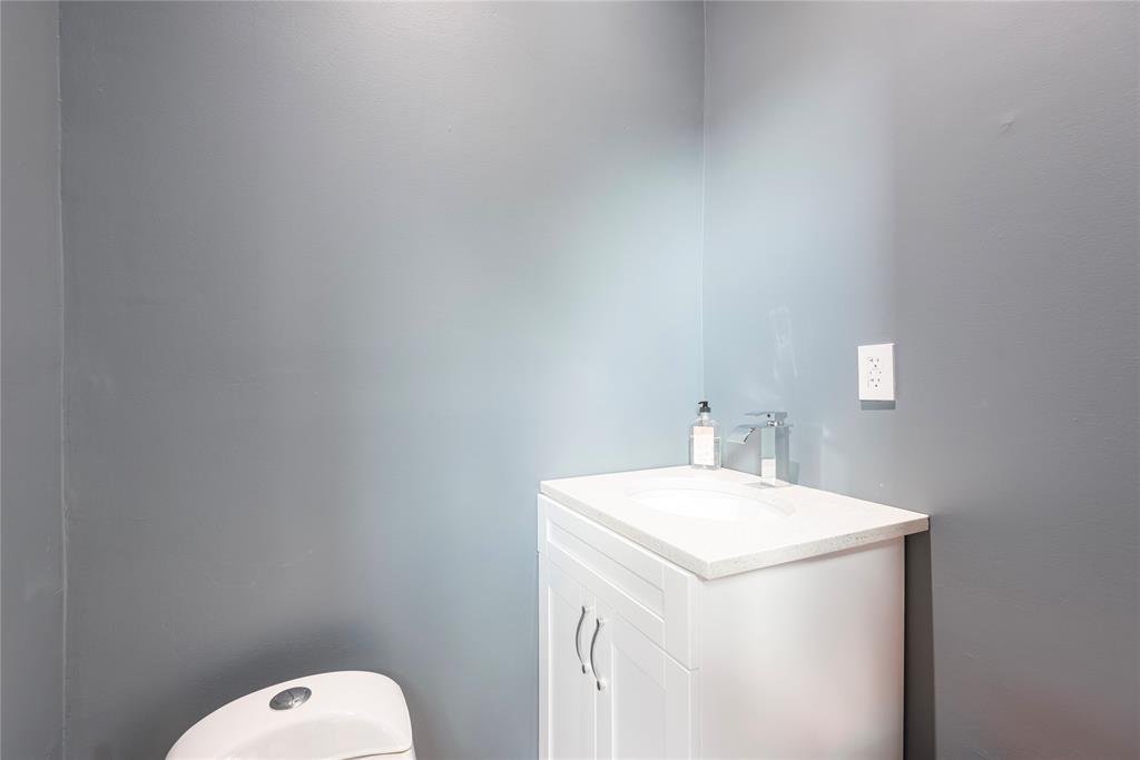 F De La Pina Surv Abs #689 - Residential