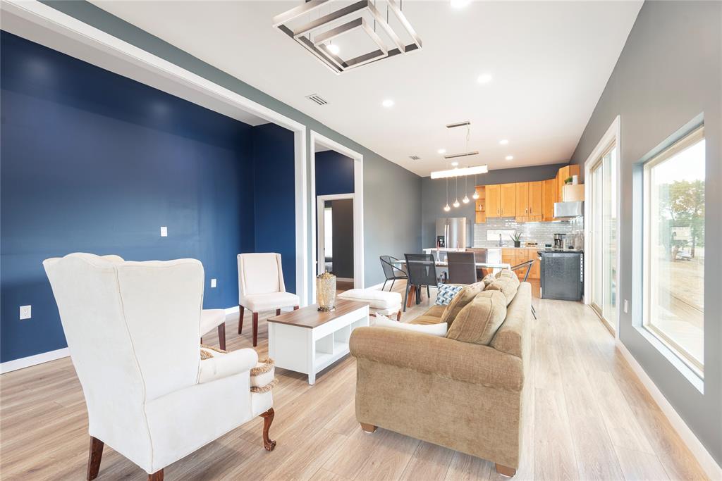 F De La Pina Surv Abs #689 - Residential