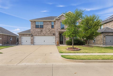 Photo of 1620 Berry Ridge Trail, Aubrey, TX 76227 (MLS # 21382965)
