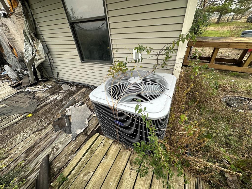 A Varela-Shiloh - Land