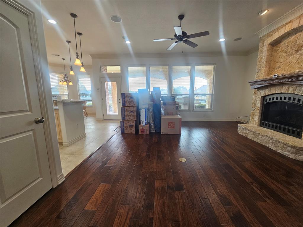 Waters Edge - Residential