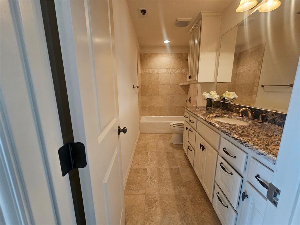 Waters Edge - Residential