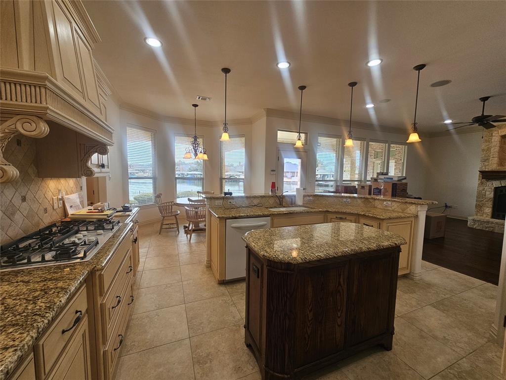 Waters Edge - Residential