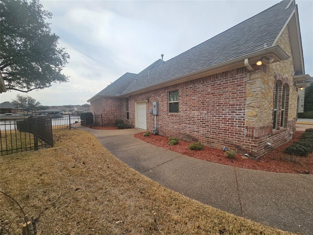 Waters Edge - Residential