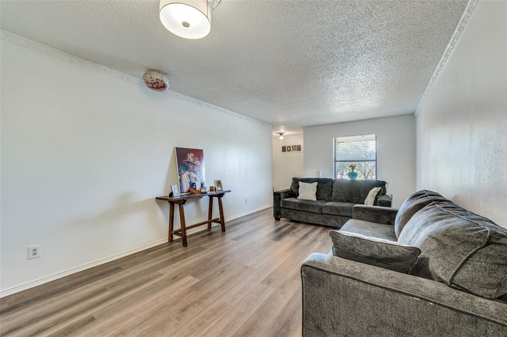 3707 High Vista Drive