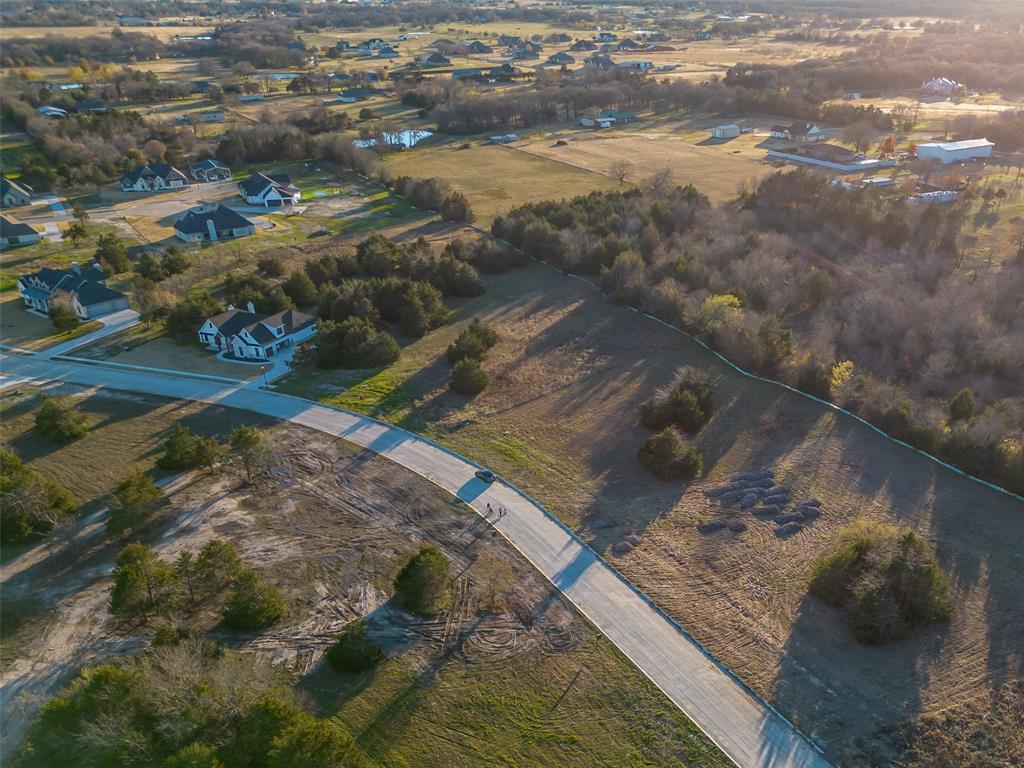 Whispering Winds - Land