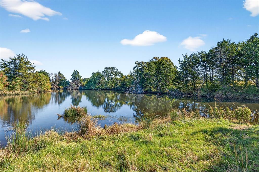 Wm D Durham Surv Abs #364 - Land