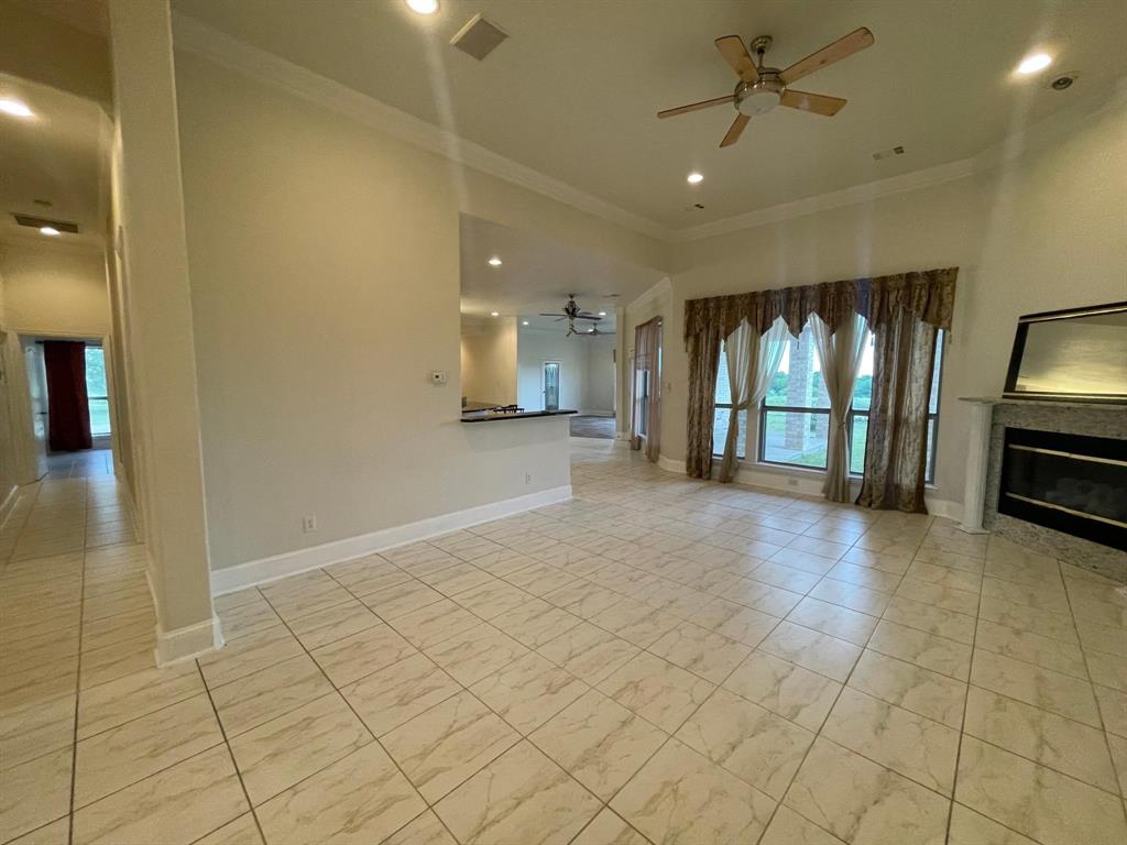 FM Woodward - Residential Lease